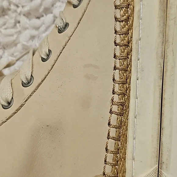 Ugg Hightop Leather Shoes - Picture 10 of 16